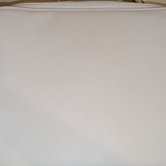 GUESS Floral Print Laptop, EUC - Picture 12 of 12